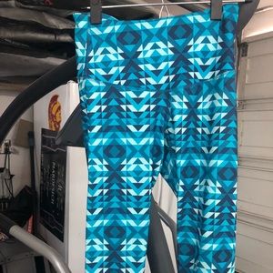 Cropped work out pants